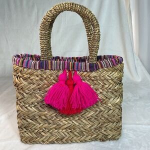 Straw Beach Vacation Purse Handbag Top‎ Handle Pink Fabric Lined  Brown Weaved
